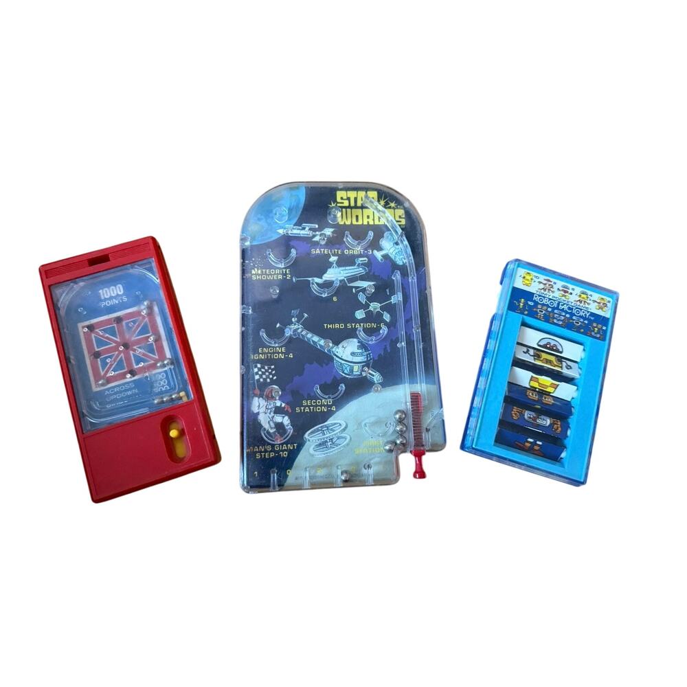 Vintage handheld game bundle‎